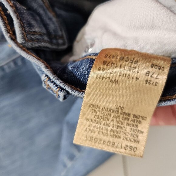Levis 512 Jeans Womens 4 Petite Medium Blue Perfectly Slimming Bootcut Denim - Picture 11 of 15